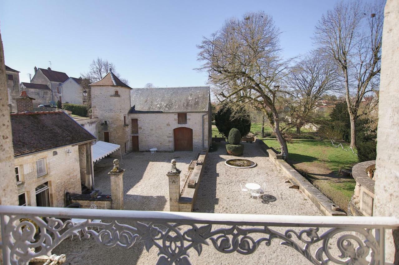 Manoir De L'Echauguette Laignes Exterior foto